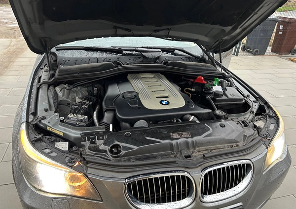 BMW Seria 5 cena 27900 przebieg: 340000, rok produkcji 2008 z Września małe 379